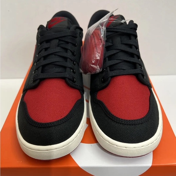 Jordan 1 KO Retro Low Bred - Picture 3 of 6